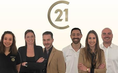 l'équipe de l'agence GNT Immobilier