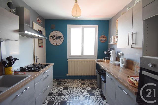 Appartement F5 à vendre - 5 pièces - 114.44 m2 - VICHY - 03 - AUVERGNE - Century 21 Gnt Immobilier