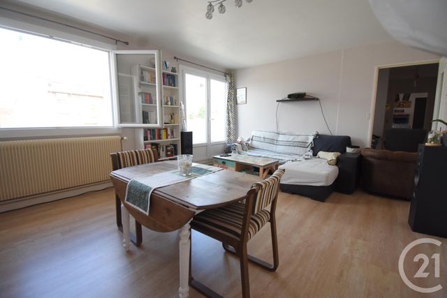 Appartement F5 à vendre - 5 pièces - 114.44 m2 - VICHY - 03 - AUVERGNE - Century 21 Gnt Immobilier