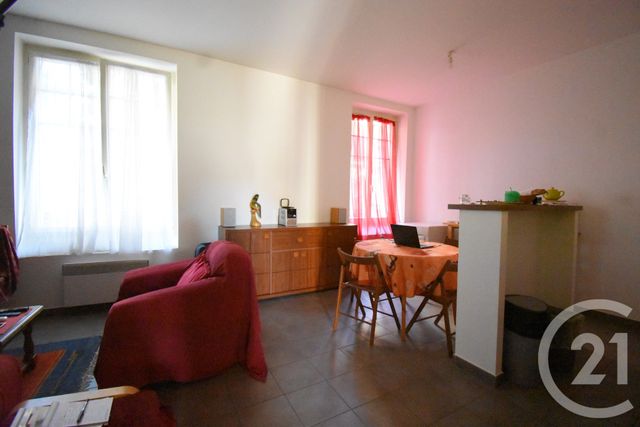 Afficher la photo en grand Appartement F3 à vendre - 3 pièces - 56.43 m2 - VICHY - 03 - AUVERGNE - Century 21 Gnt Immobilier