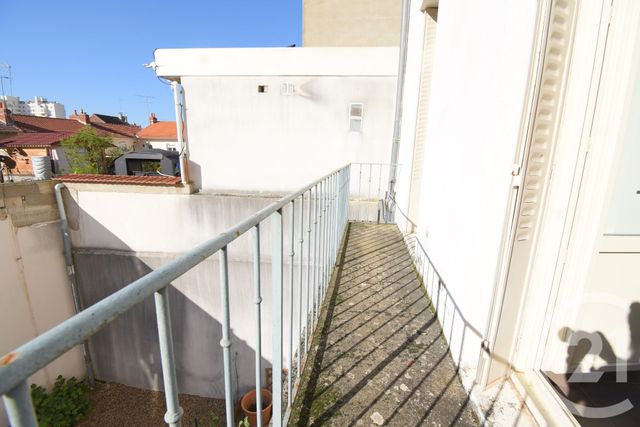 Afficher la photo en grand Appartement F3 à vendre - 3 pièces - 56.43 m2 - VICHY - 03 - AUVERGNE - Century 21 Gnt Immobilier
