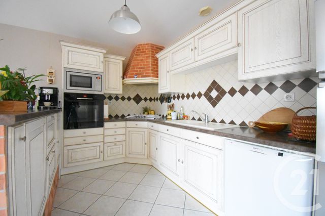 Afficher la photo en grand maison à vendre - 5 pièces - 169.7 m2 - CUSSET - 03 - AUVERGNE - Century 21 Gnt Immobilier