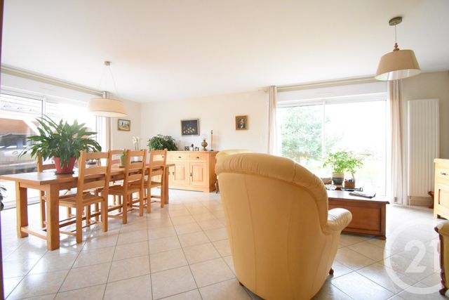 Afficher la photo en grand maison à vendre - 5 pièces - 169.7 m2 - CUSSET - 03 - AUVERGNE - Century 21 Gnt Immobilier