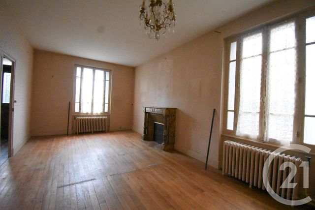 maison à vendre - 7 pièces - 155.44 m2 - CUSSET - 03 - AUVERGNE - Century 21 Gnt Immobilier