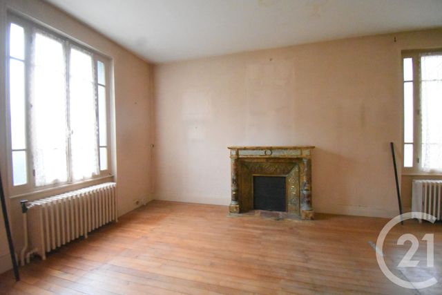 maison à vendre - 7 pièces - 155.44 m2 - CUSSET - 03 - AUVERGNE - Century 21 Gnt Immobilier