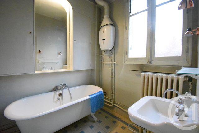 maison à vendre - 7 pièces - 155.44 m2 - CUSSET - 03 - AUVERGNE - Century 21 Gnt Immobilier