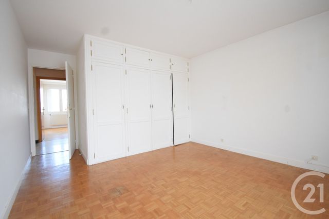 Afficher la photo en grand Appartement T3 à vendre - 3 pièces - 72.87 m2 - VICHY - 03 - AUVERGNE - Century 21 Gnt Immobilier