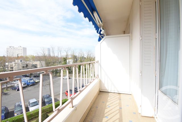 Afficher la photo en grand Appartement T3 à vendre - 3 pièces - 72.87 m2 - VICHY - 03 - AUVERGNE - Century 21 Gnt Immobilier