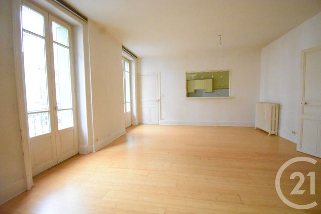 Appartement F3 à vendre - 3 pièces - 104.36 m2 - VICHY - 03 - AUVERGNE - Century 21 Gnt Immobilier