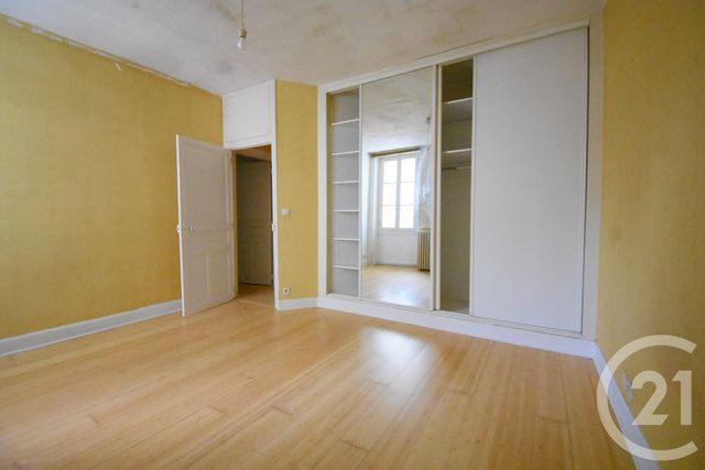 Appartement F3 à vendre - 3 pièces - 104.36 m2 - VICHY - 03 - AUVERGNE - Century 21 Gnt Immobilier