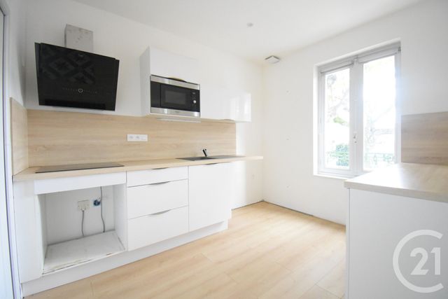 maison à vendre - 4 pièces - 95.12 m2 - BELLERIVE SUR ALLIER - 03 - AUVERGNE - Century 21 Gnt Immobilier