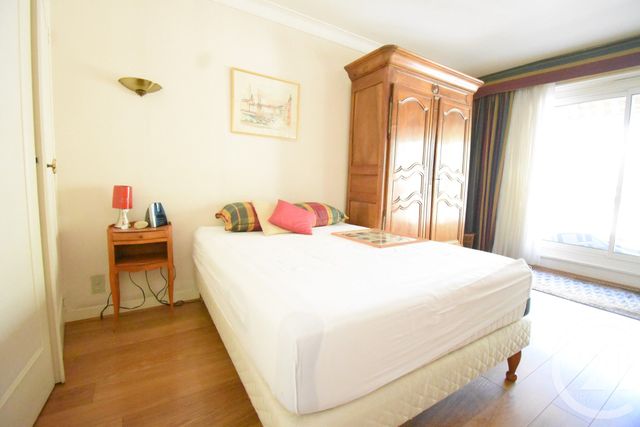 Appartement à vendre - 4 pièces - 97.88 m2 - VICHY - 03 - AUVERGNE - Century 21 Gnt Immobilier