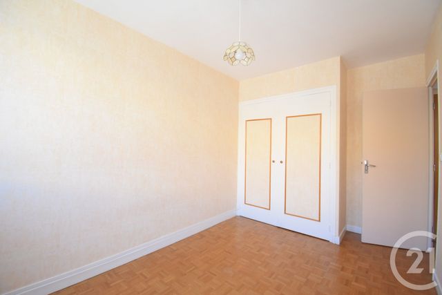 Appartement F2 à vendre - 2 pièces - 42.0 m2 - VICHY - 03 - AUVERGNE - Century 21 Gnt Immobilier