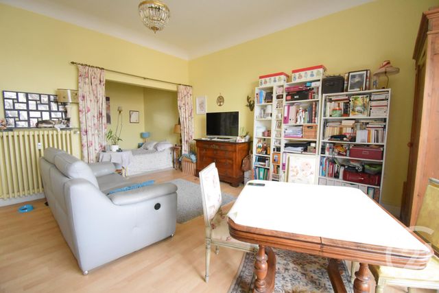 Appartement F1 bis à vendre - 2 pièces - 45.28 m2 - VICHY - 03 - AUVERGNE - Century 21 Gnt Immobilier