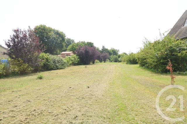 terrain à vendre - 2351.0 m2 - VENDAT - 03 - AUVERGNE - Century 21 Gnt Immobilier