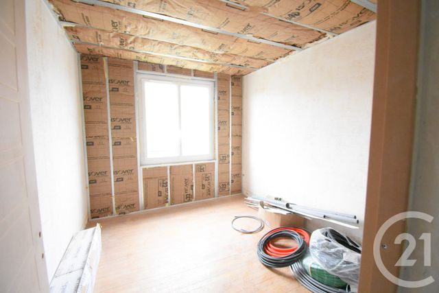 Appartement F2 à vendre - 3 pièces - 51.7 m2 - VICHY - 03 - AUVERGNE - Century 21 Gnt Immobilier