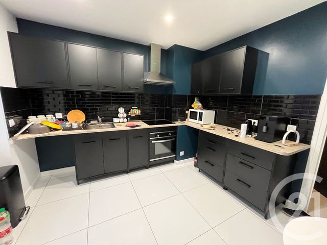 Appartement F2 à vendre - 3 pièces - 51.7 m2 - VICHY - 03 - AUVERGNE - Century 21 Gnt Immobilier
