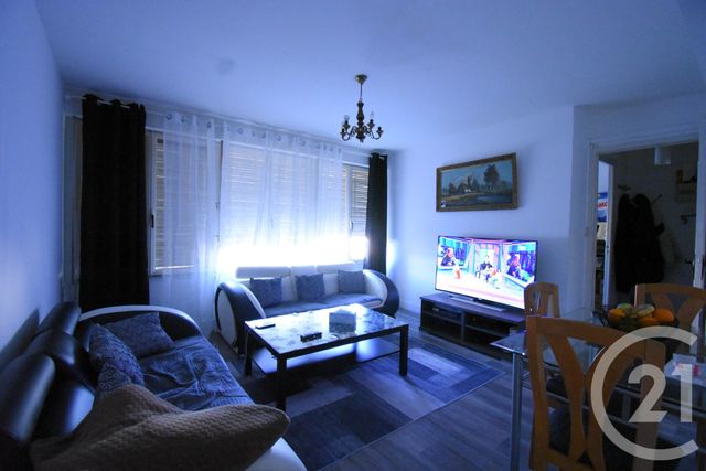 Afficher la photo en grand Appartement F3 à vendre - 3 pièces - 54.64 m2 - VICHY - 03 - AUVERGNE - Century 21 Gnt Immobilier