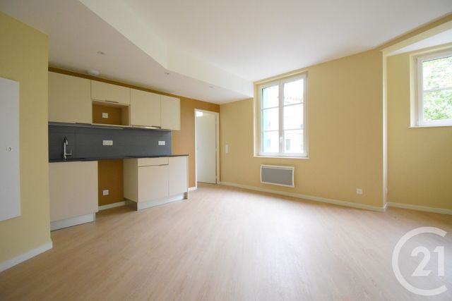 Appartement F3 à louer - 3 pièces - 71.0 m2 - VICHY - 03 - AUVERGNE - Century 21 Gnt Immobilier