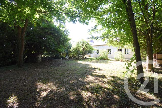 maison à vendre - 5 pièces - 85.02 m2 - ST REMY EN ROLLAT - 03 - AUVERGNE - Century 21 Gnt Immobilier