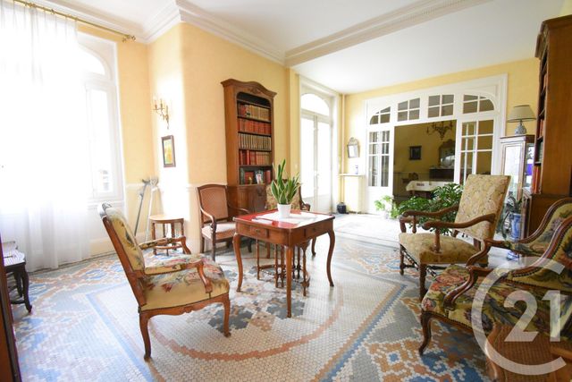 maison à vendre - 11 pièces - 226.14 m2 - VICHY - 03 - AUVERGNE - Century 21 Gnt Immobilier