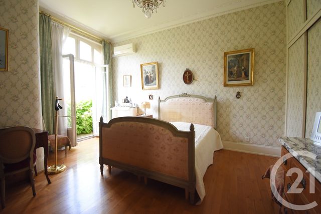 maison à vendre - 11 pièces - 226.14 m2 - VICHY - 03 - AUVERGNE - Century 21 Gnt Immobilier