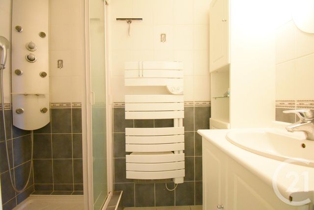 maison à vendre - 5 pièces - 122.5 m2 - BELLERIVE SUR ALLIER - 03 - AUVERGNE - Century 21 Gnt Immobilier