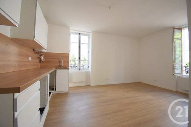 Appartement à vendre - 2 pièces - 35.83 m2 - VICHY - 03 - AUVERGNE - Century 21 Gnt Immobilier