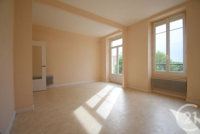 appartement - ST YORRE - 03