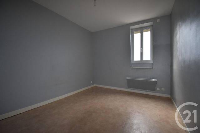 Appartement F3 à louer - 3 pièces - 65.25 m2 - ST YORRE - 03 - AUVERGNE - Century 21 Gnt Immobilier