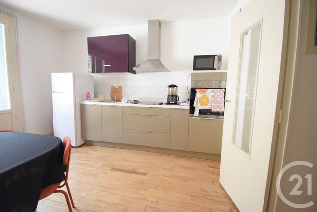 Appartement F2 à louer - 2 pièces - 40.95 m2 - VICHY - 03 - AUVERGNE - Century 21 Gnt Immobilier