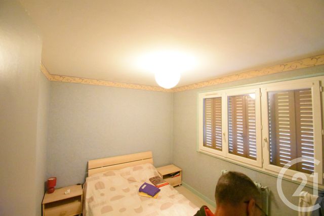 Appartement F3 à vendre - 3 pièces - 60.94 m2 - VICHY - 03 - AUVERGNE - Century 21 Gnt Immobilier
