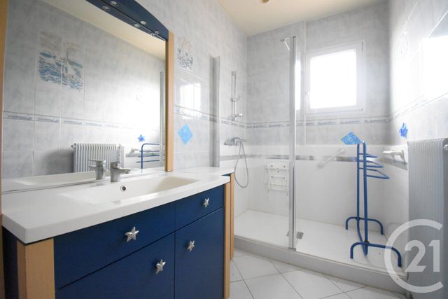 maison à vendre - 4 pièces - 99.0 m2 - ST GERMAIN DES FOSSES - 03 - AUVERGNE - Century 21 Gnt Immobilier