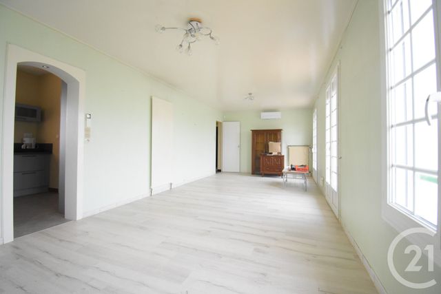 maison à vendre - 4 pièces - 99.0 m2 - ST GERMAIN DES FOSSES - 03 - AUVERGNE - Century 21 Gnt Immobilier