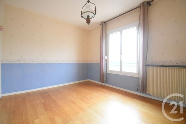 maison à vendre - 4 pièces - 99.0 m2 - ST GERMAIN DES FOSSES - 03 - AUVERGNE - Century 21 Gnt Immobilier