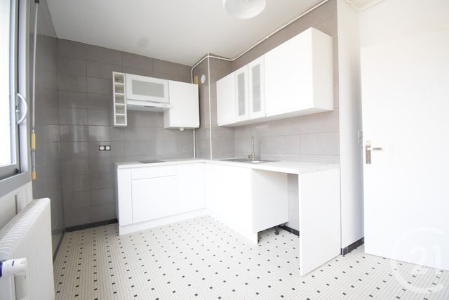 Appartement T3 à vendre - 3 pièces - 68.85 m2 - VICHY - 03 - AUVERGNE - Century 21 Gnt Immobilier