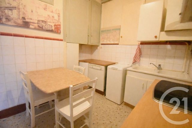 Appartement T4 à vendre - 4 pièces - 103.68 m2 - VICHY - 03 - AUVERGNE - Century 21 Gnt Immobilier