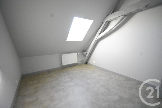 Afficher la photo en grand maison à louer - 3 pièces - 60.03 m2 - ST GERMAIN DES FOSSES - 03 - AUVERGNE - Century 21 Gnt Immobilier