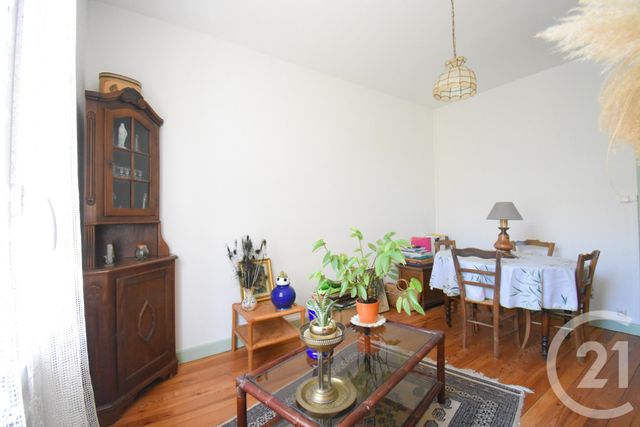 Appartement T2 à vendre - 2 pièces - 41.89 m2 - VICHY - 03 - AUVERGNE - Century 21 Gnt Immobilier