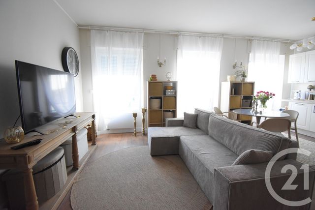 Appartement T1 à vendre - 2 pièces - 39.62 m2 - VICHY - 03 - AUVERGNE - Century 21 Gnt Immobilier