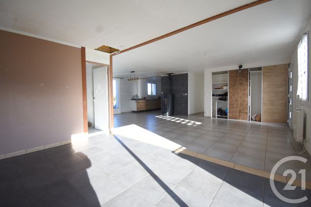 maison à vendre - 5 pièces - 117.58 m2 - ST SYLVESTRE PRAGOULIN - 63 - AUVERGNE - Century 21 Gnt Immobilier