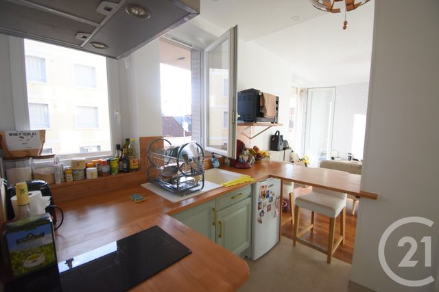 Appartement F2 à louer - 2 pièces - 35.0 m2 - VICHY - 03 - AUVERGNE - Century 21 Gnt Immobilier