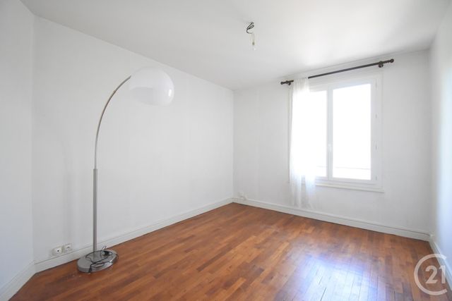 Appartement F2 à vendre - 4 pièces - 41.83 m2 - VICHY - 03 - AUVERGNE - Century 21 Gnt Immobilier