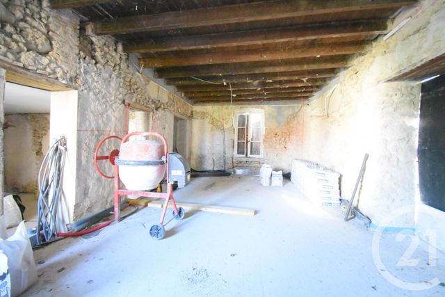 maison à vendre - 3 pièces - 136.5 m2 - CREUZIER LE NEUF - 03 - AUVERGNE - Century 21 Gnt Immobilier