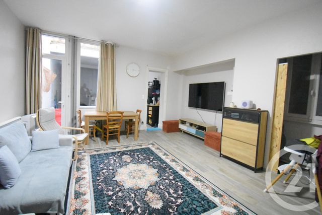 Appartement T2 à vendre - 2 pièces - 55.64 m2 - VICHY - 03 - AUVERGNE - Century 21 Gnt Immobilier