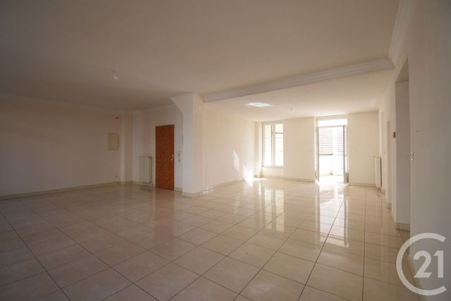 Appartement F3 à vendre - 3 pièces - 126.34 m2 - VICHY - 03 - AUVERGNE - Century 21 Gnt Immobilier