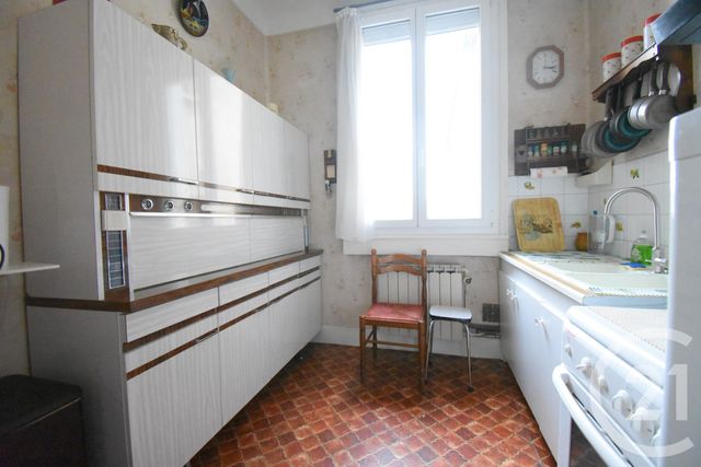 Appartement T4 à vendre - 4 pièces - 110.17 m2 - VICHY - 03 - AUVERGNE - Century 21 Gnt Immobilier