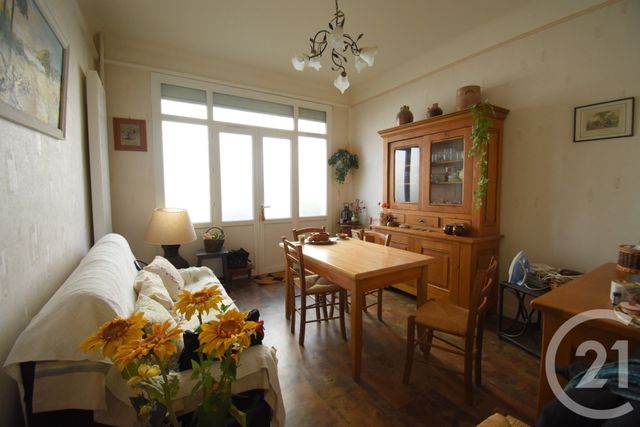 maison à vendre - 6 pièces - 105.27 m2 - VICHY - 03 - AUVERGNE - Century 21 Gnt Immobilier