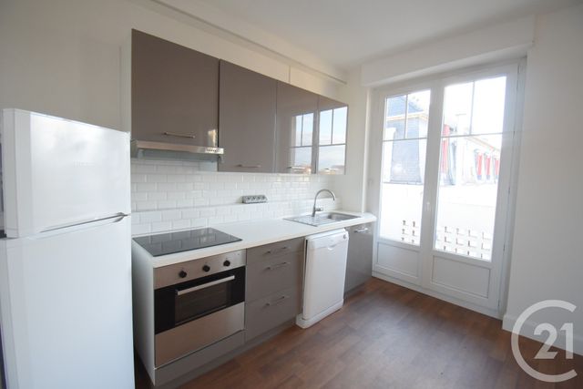 Appartement F2 bis à louer - 2 pièces - 50.79 m2 - VICHY - 03 - AUVERGNE - Century 21 Gnt Immobilier