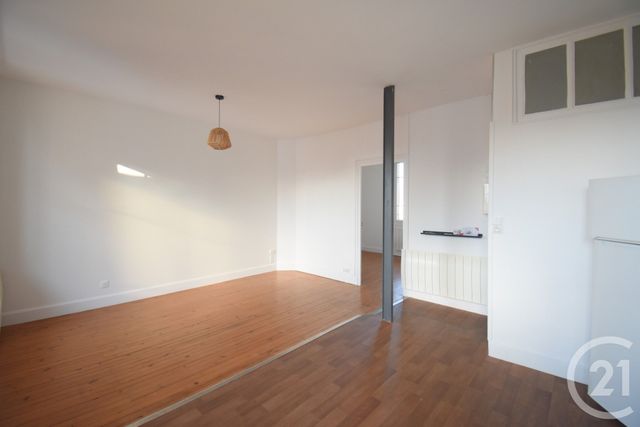 Appartement F2 bis à louer - 2 pièces - 50.79 m2 - VICHY - 03 - AUVERGNE - Century 21 Gnt Immobilier